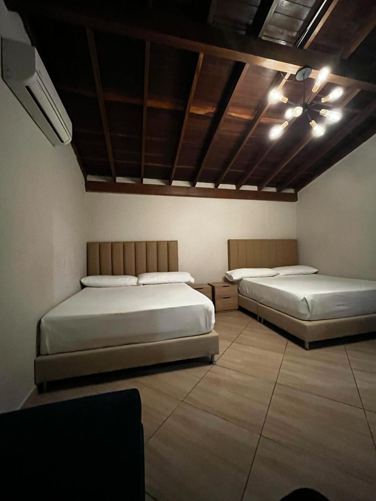 Hotel Bali At Poblado 麦德林 外观 照片