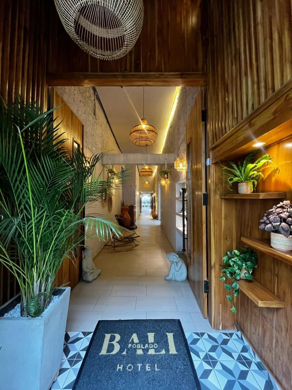 Hotel Bali At Poblado 麦德林 外观 照片